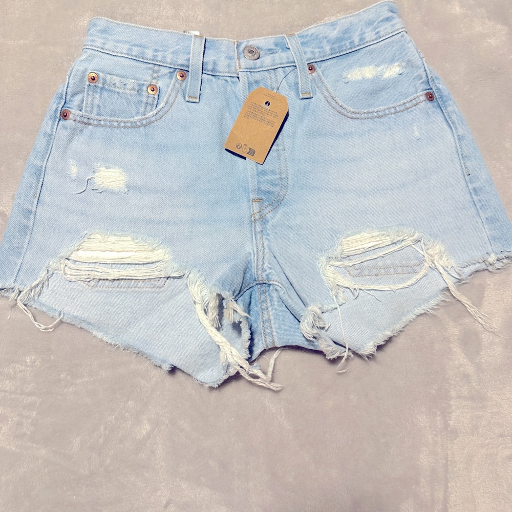 Levi’s denim cut off shorts size 24